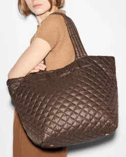 The Metro Tote® Deluxe - Medium|MZ Wallace Online