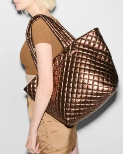 The Metro Tote® Deluxe - Medium|MZ Wallace Outlet